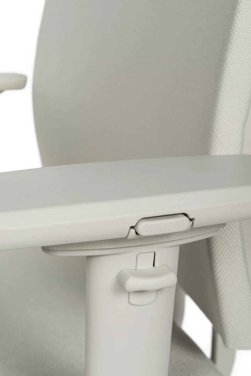 Armrest adjuster of the Comfort Chair