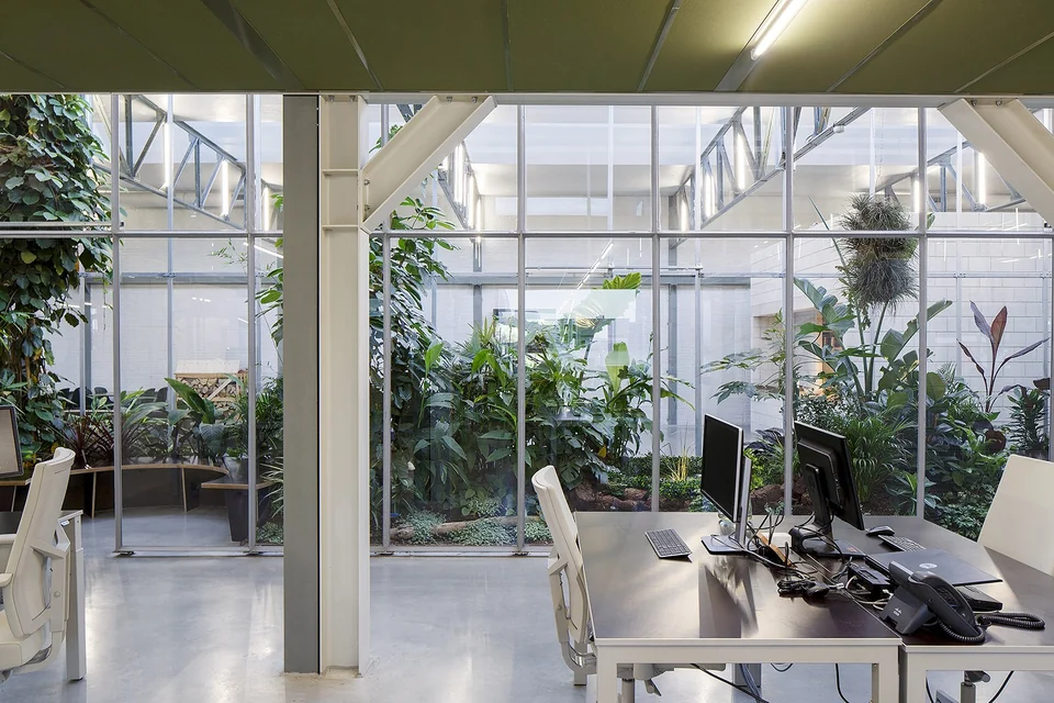 Joolz HQ met Boring Collection meubilair