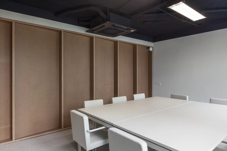 Lightspeed met Boring Collection meubilair